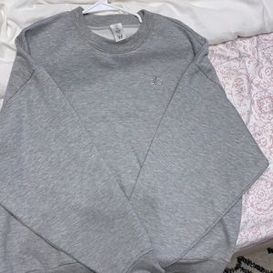 Women’s ALO sweatshirt worn once